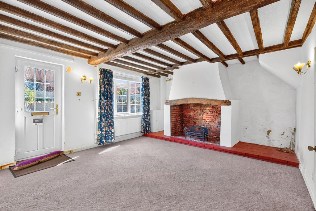 Property photo 2 of 18 Pbox-Img.Jpg