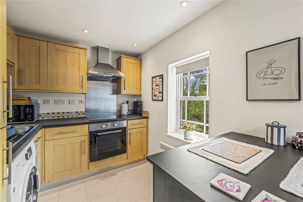 Property photo 3 of 5 Picture No. 19