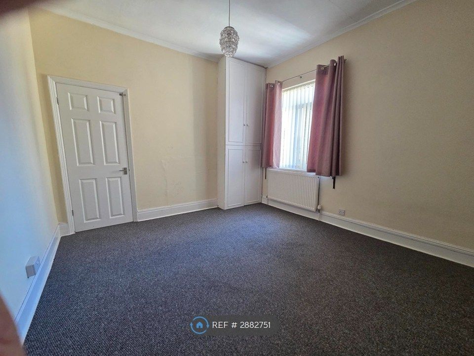 Property photo 3 of 4 Bedroom