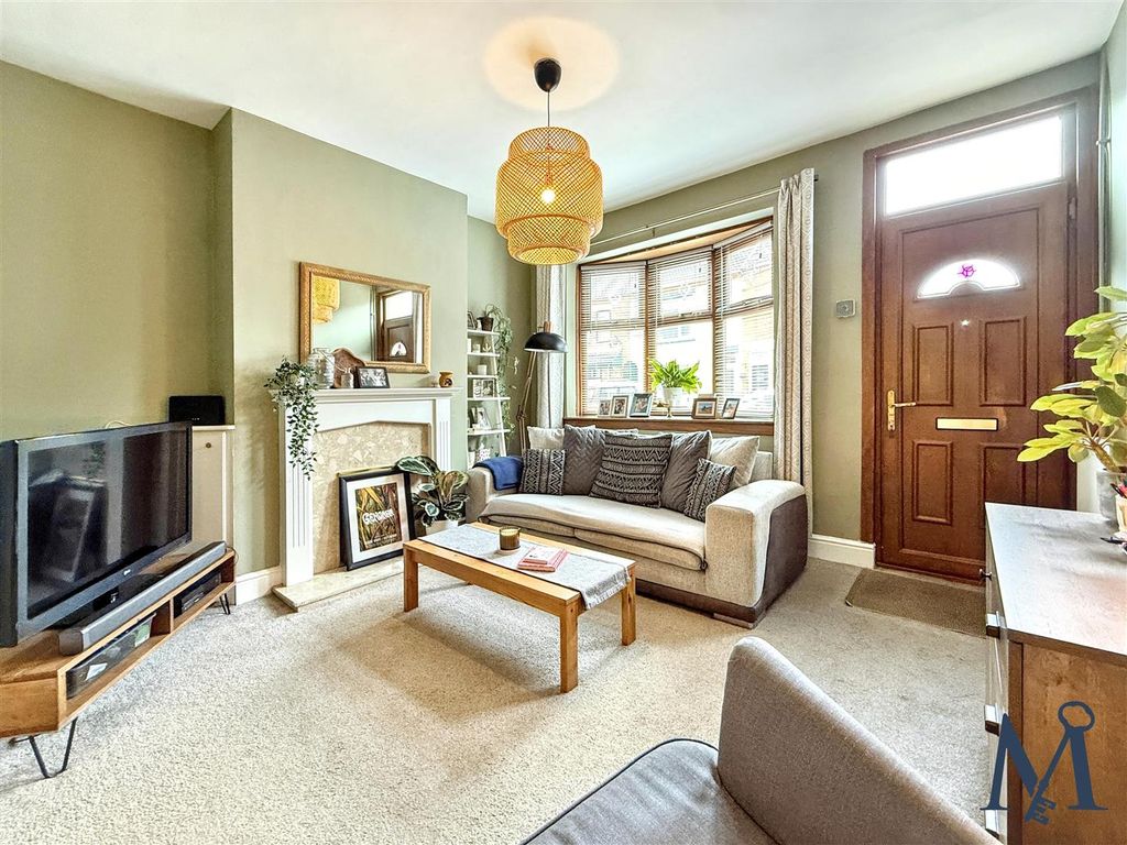 Property photo 3 of 24 Living Room