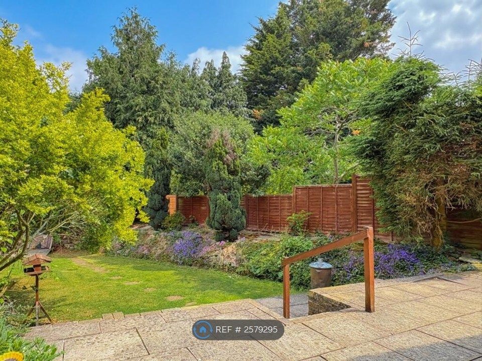 Property photo 2 of 13