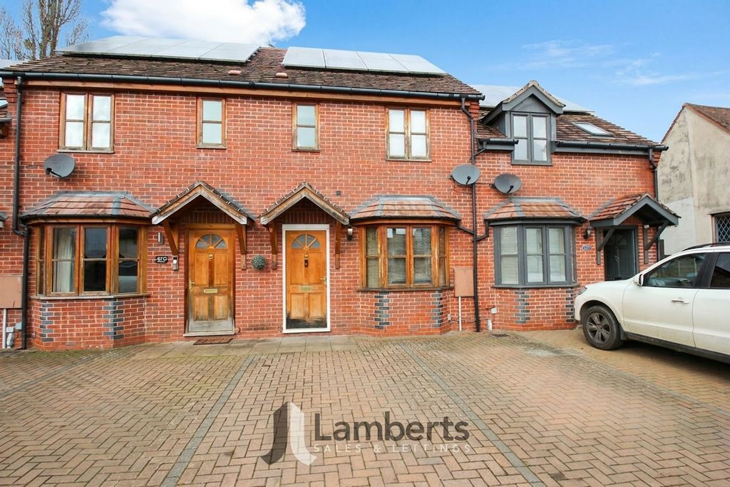 Property photo 1 of 20 Front View