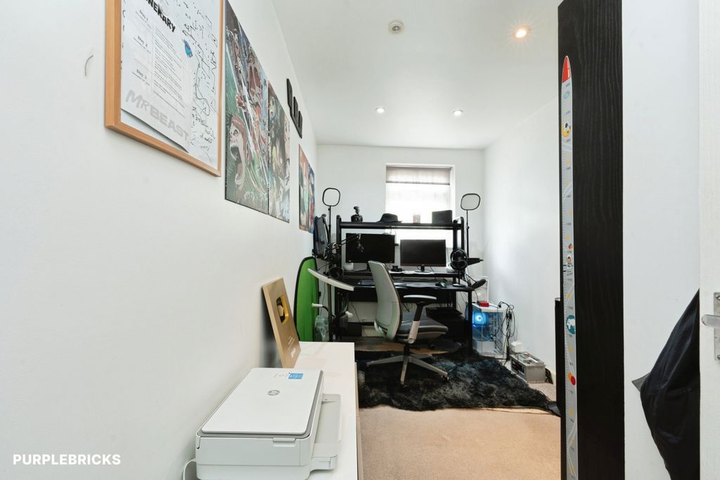 Property photo 3 of 22