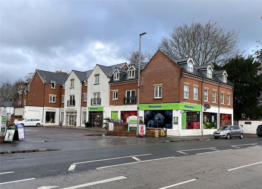 Property photo 1 of 6 Picture No. 14