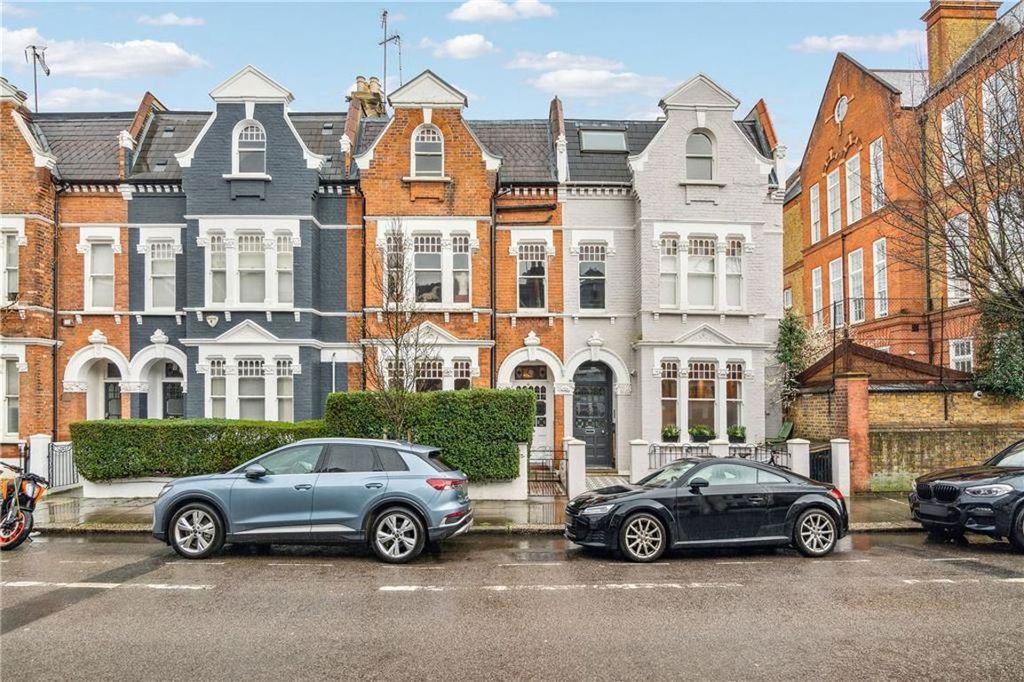 Property photo 1 of 6