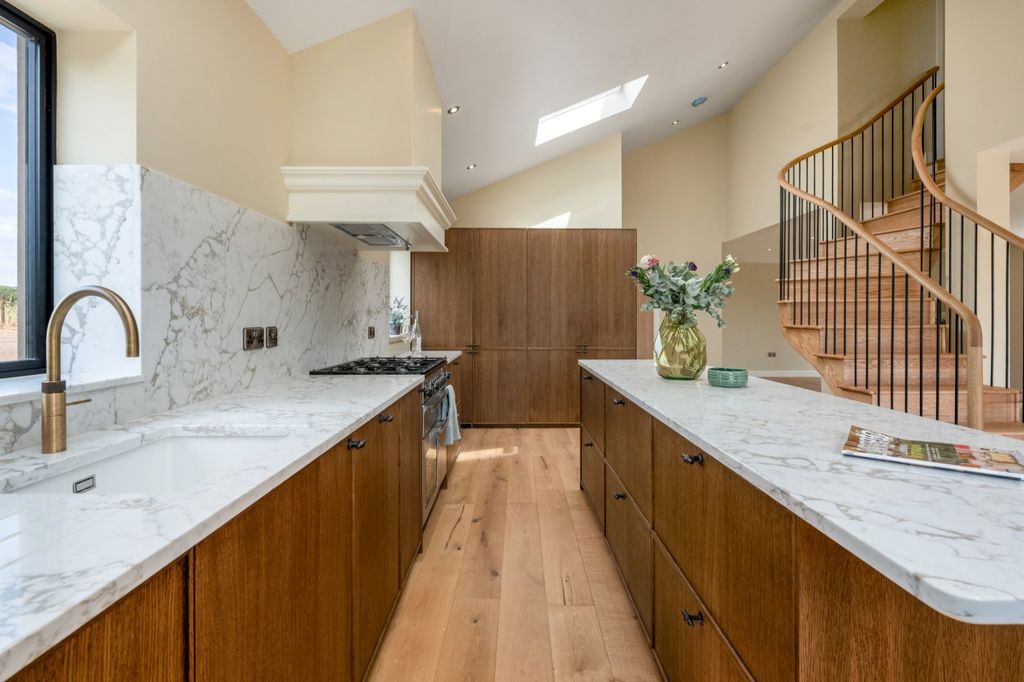 Property photo 3 of 24 Kitchen