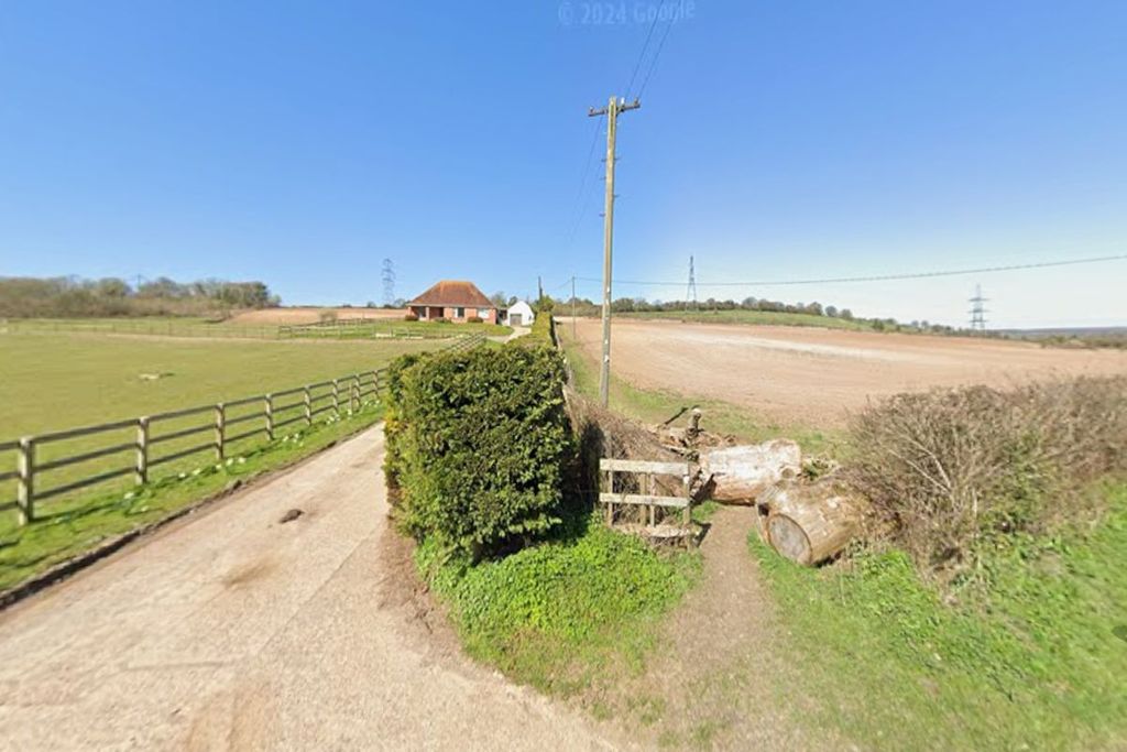 Property photo 2 of 4