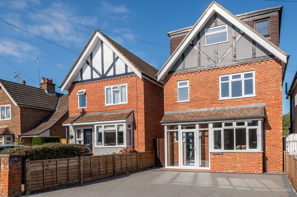 Property photo 1 of 21