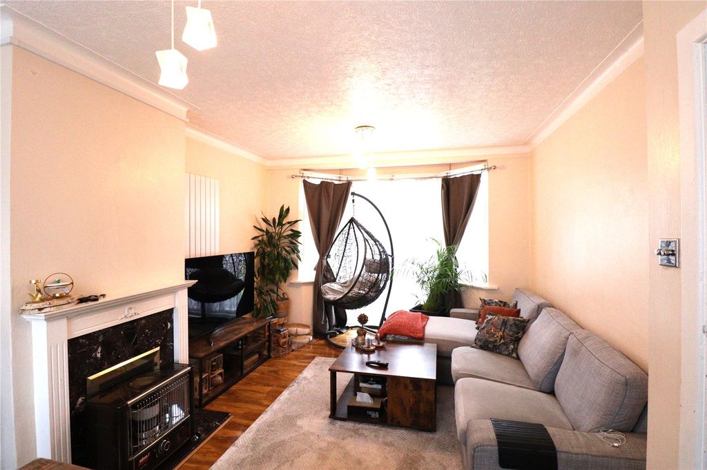 Property photo 1 of 8 Picture No. 04