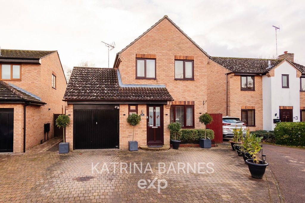 Property photo 1 of 21