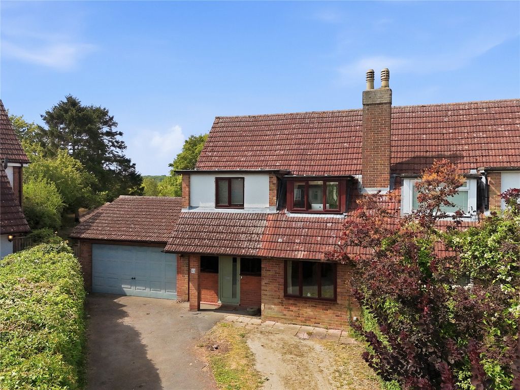 Property photo 1 of 27 Picture No. 02