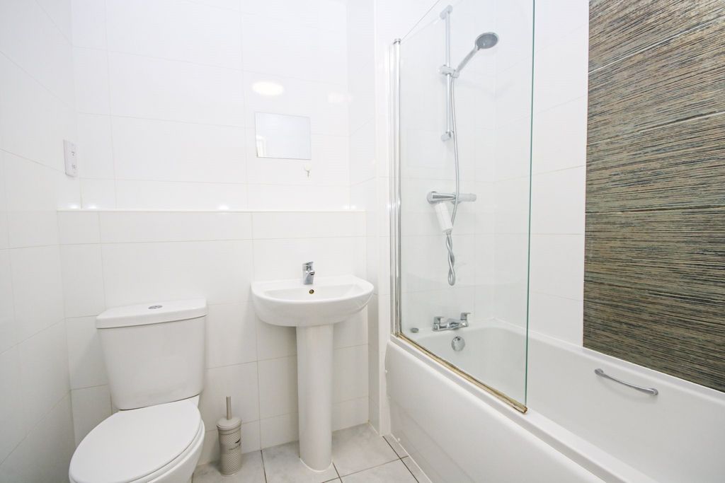 Property photo 3 of 10 5-Img_9426