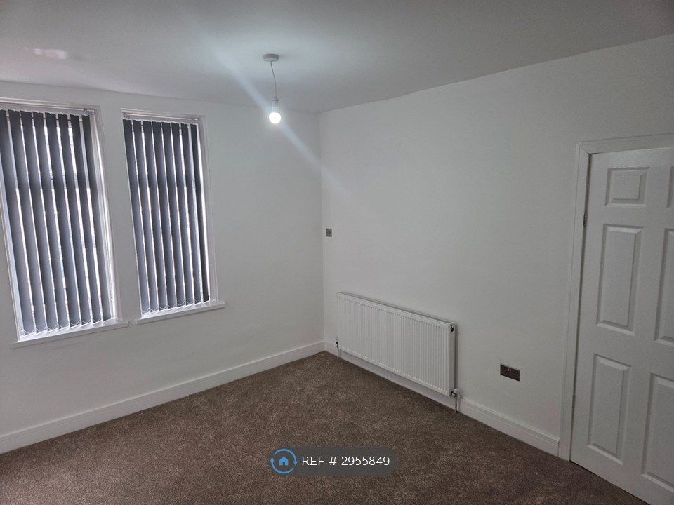 Property photo 3 of 4