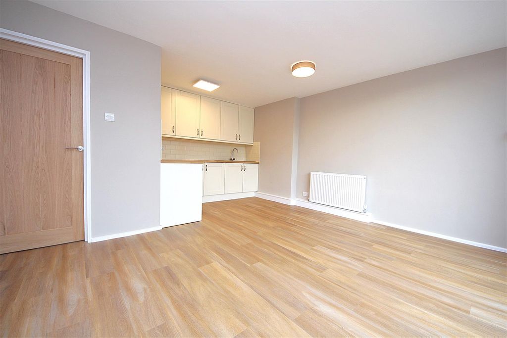 Property photo 3 of 12 Img_6296.Jpg