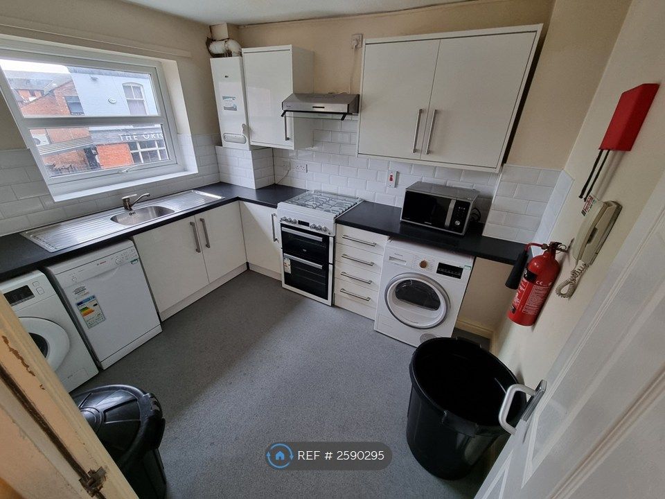 Property photo 2 of 15