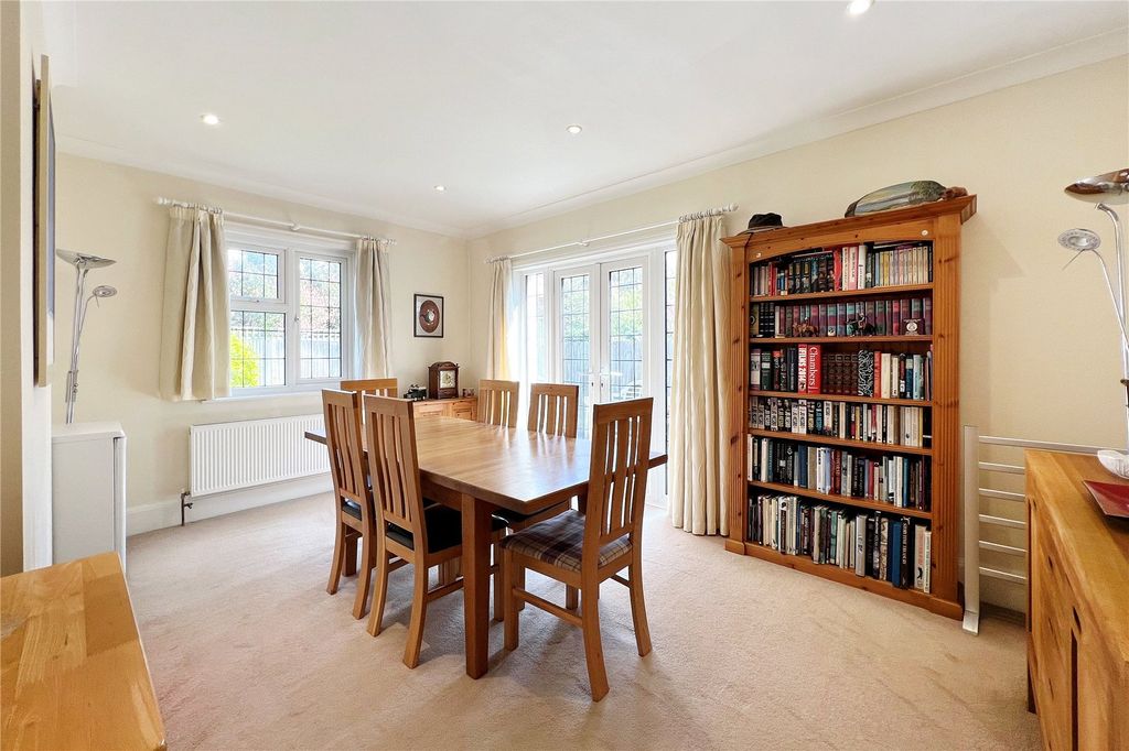 Property photo 3 of 28 Picture No. 18