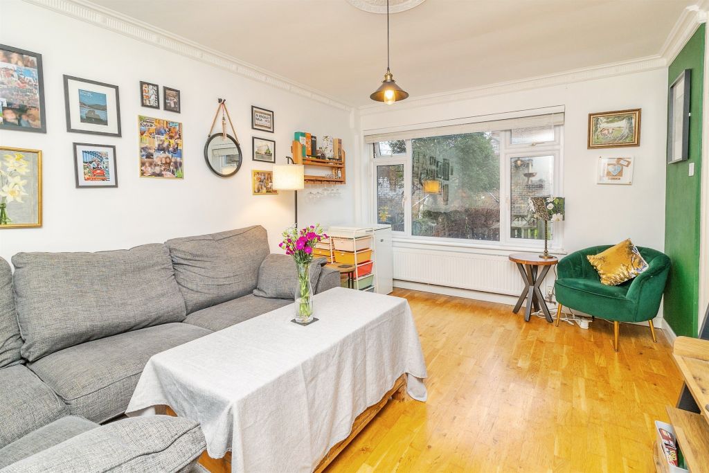 Property photo 2 of 19