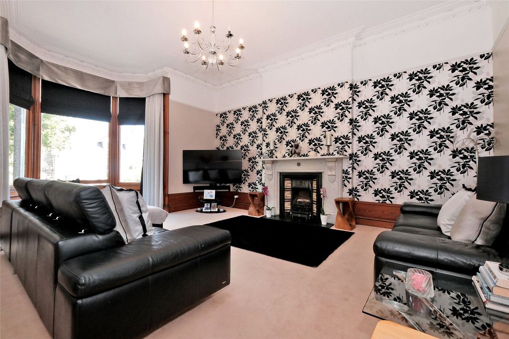 Property photo 2 of 26 Picture No. 07