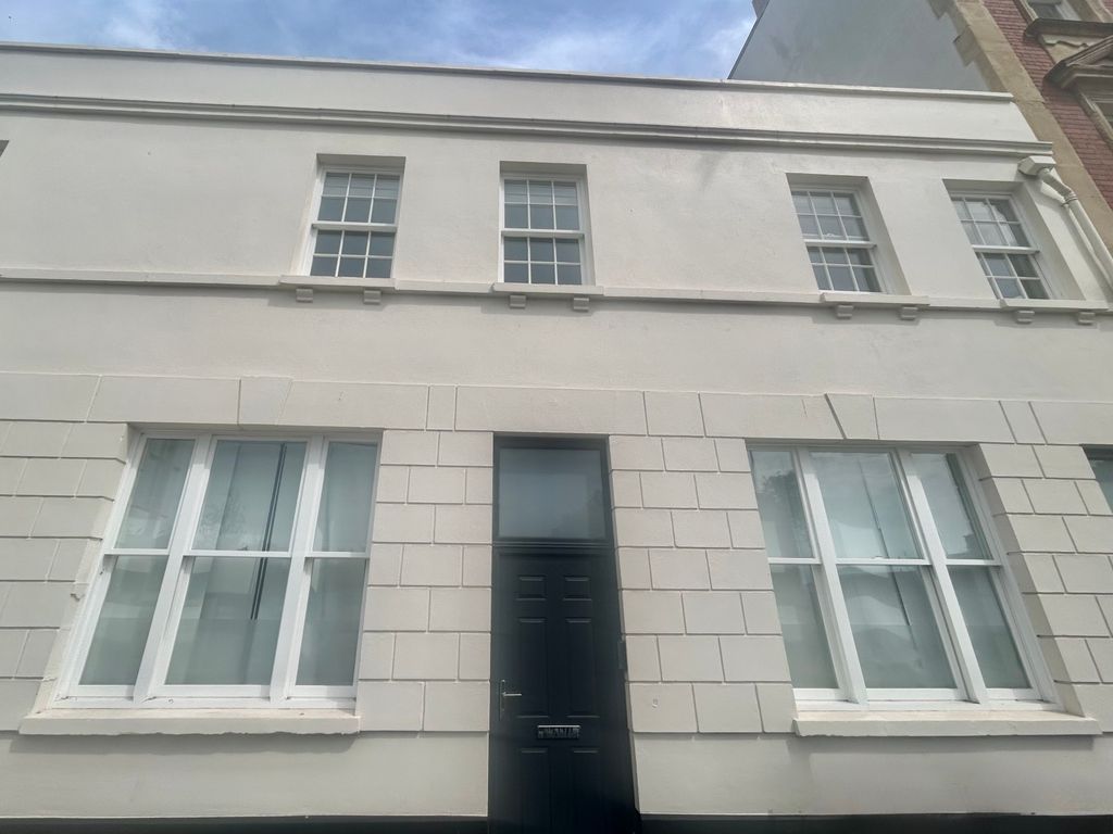 Property photo 1 of 14 External Shot