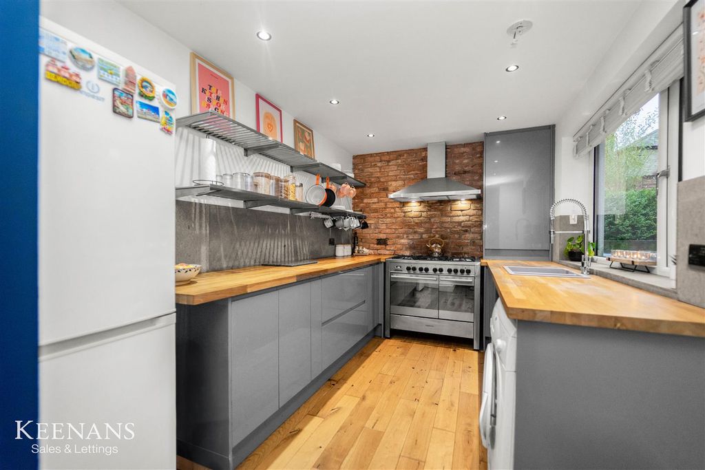 Property photo 2 of 60 4.Jpg