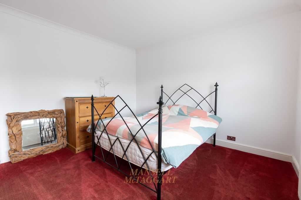 Additional image 17 of 5 bed detached house for saleHare Lane, Lingfield RH7