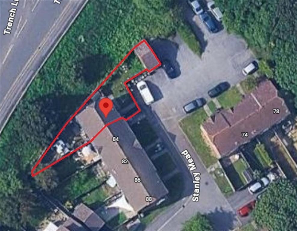 Property photo 2 of 21