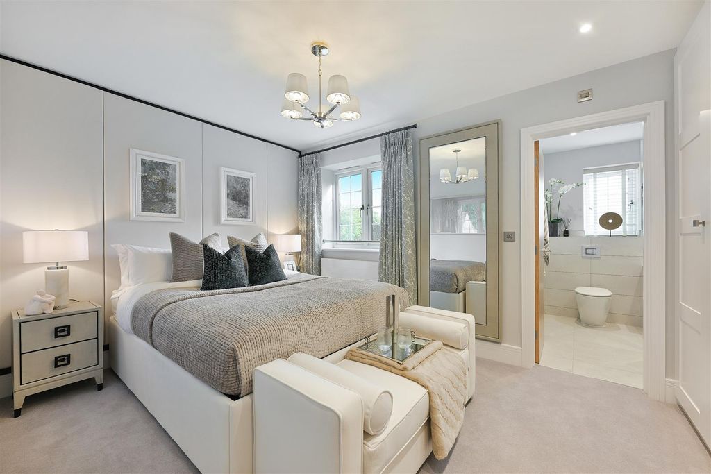 Property photo 2 of 26 Silver Birches_Show Home- (18).Jpg