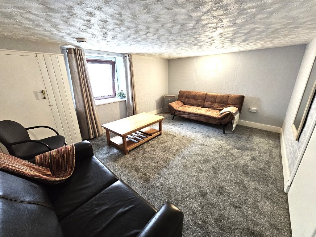 Property photo 2 of 16 Photo 2