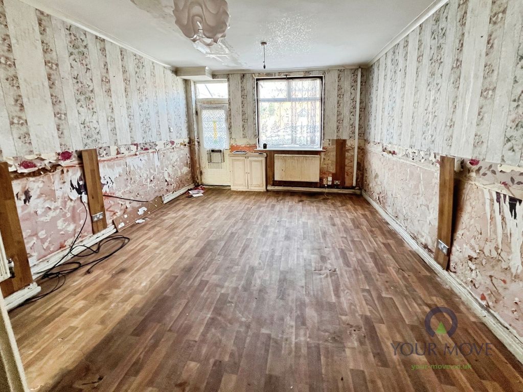 Property photo 3 of 16 Pbox-Img.Jpg