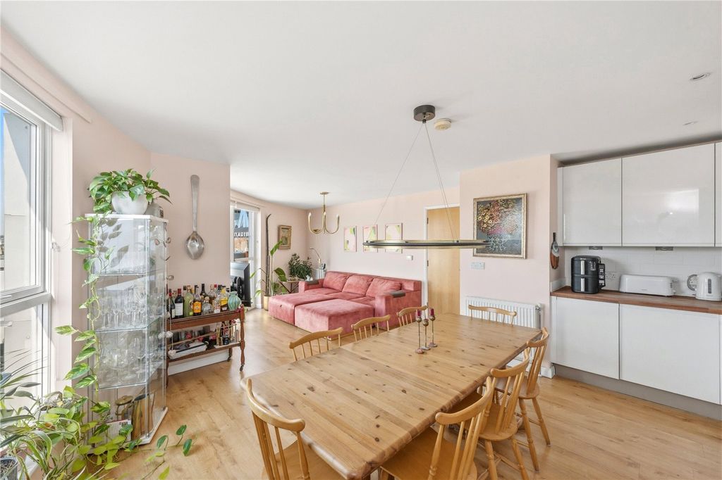 Property photo 1 of 12 Picture No. 05