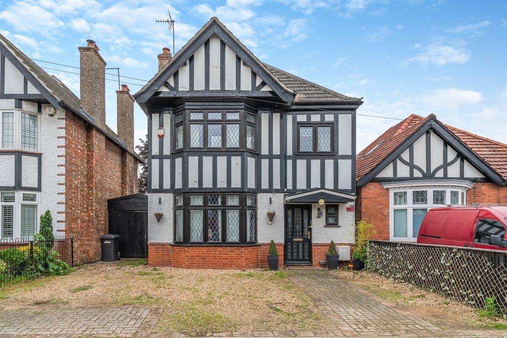 Property photo 1 of 14
