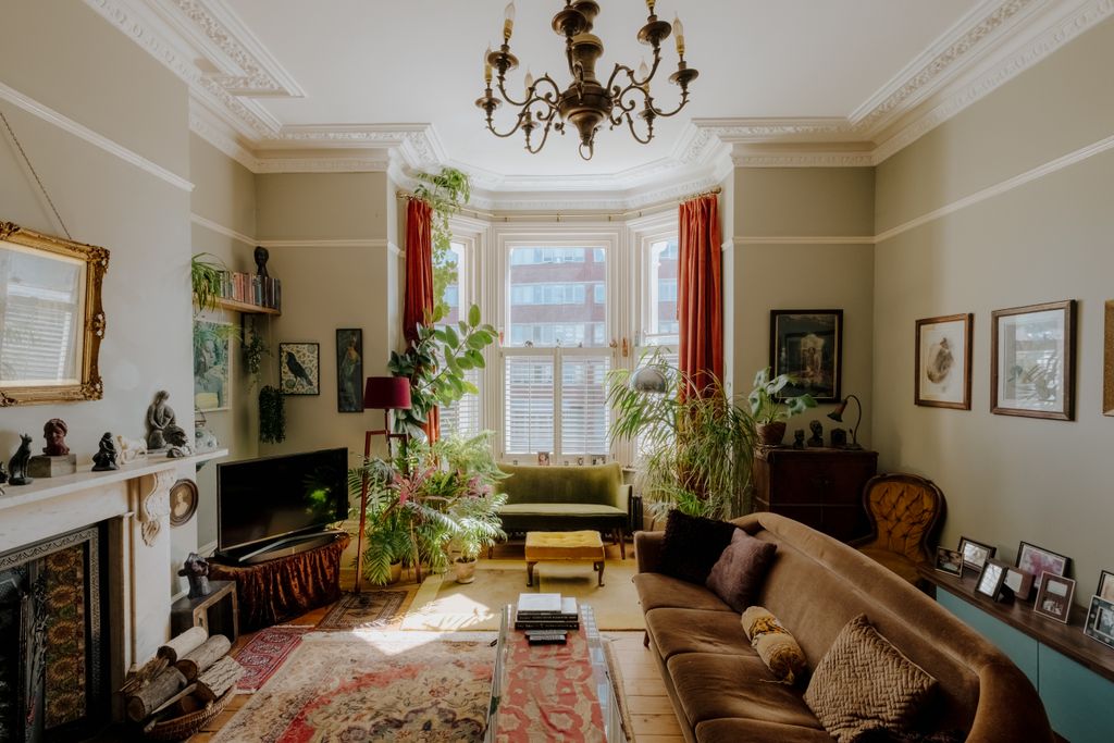Property photo 1 of 20 Croft-Stleonards-Londonroadroad-Interior-3