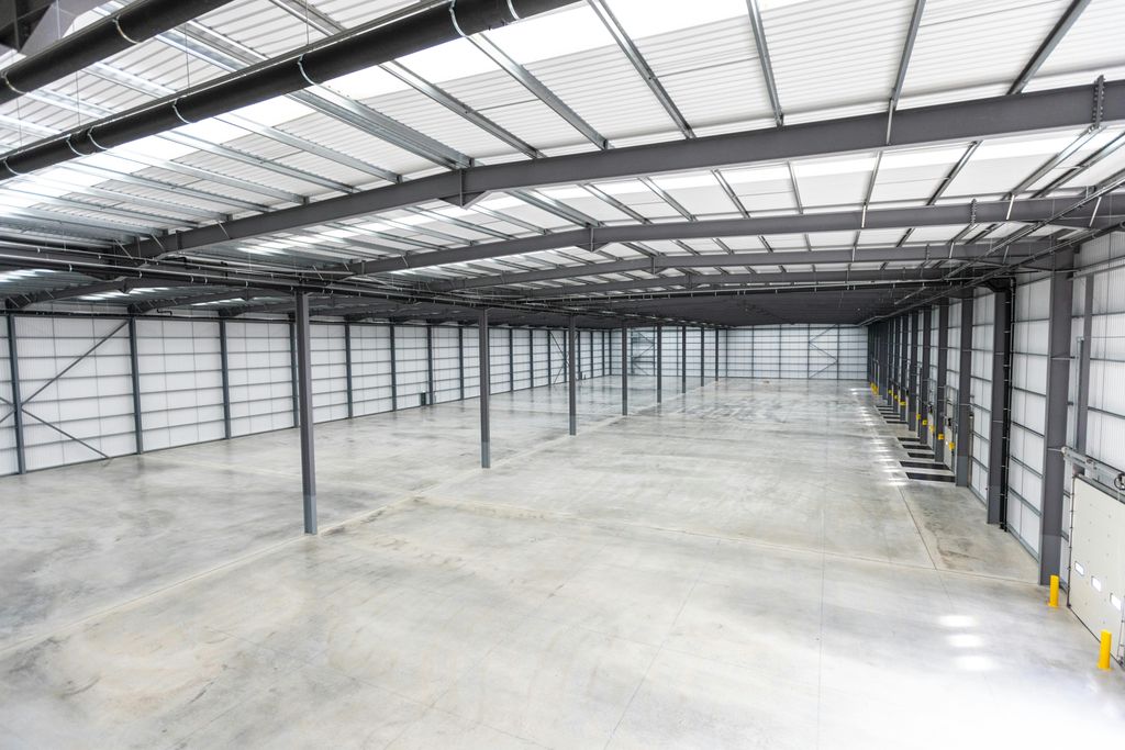 Property photo 3 of 7 St Modwen Park Tamworth  T118 Completion32.Jpg