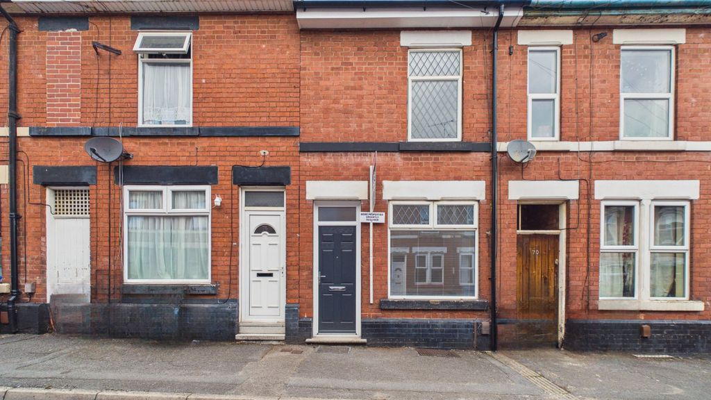 Property photo 1 of 13 5548553