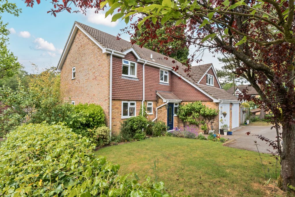 Property photo 1 of 12 1