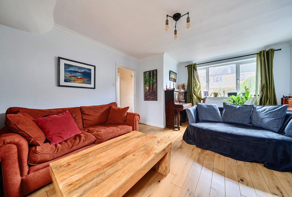 Property photo 2 of 24 1418408-9-69970Fd...