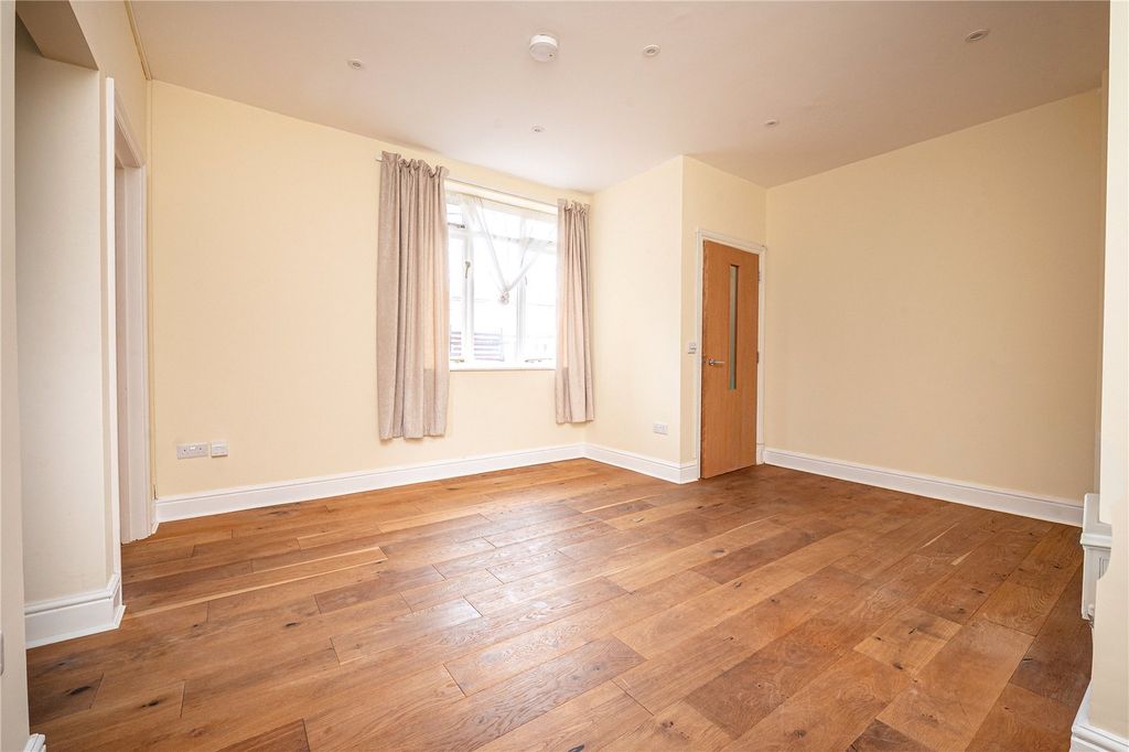Property photo 2 of 10 Picture No. 2