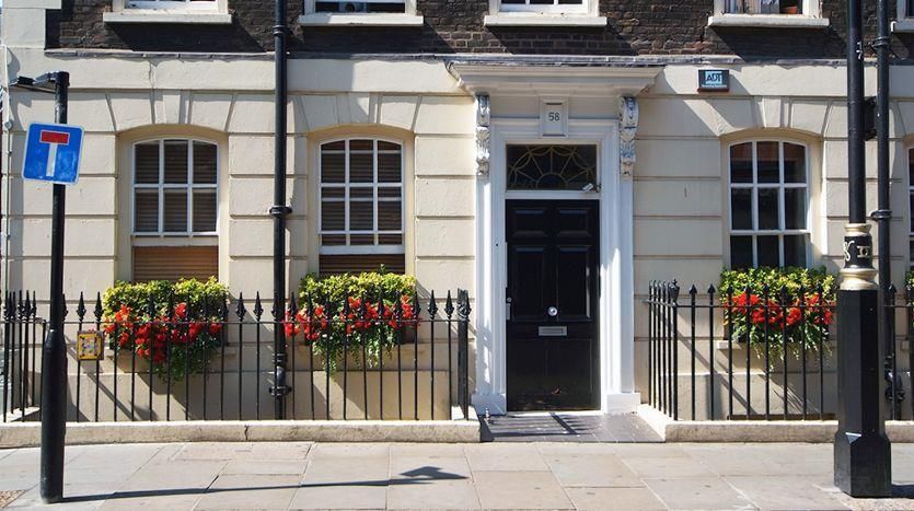 Property photo 1 of 4 Serviced Office To Rent In Broadwick St, Piccadill
