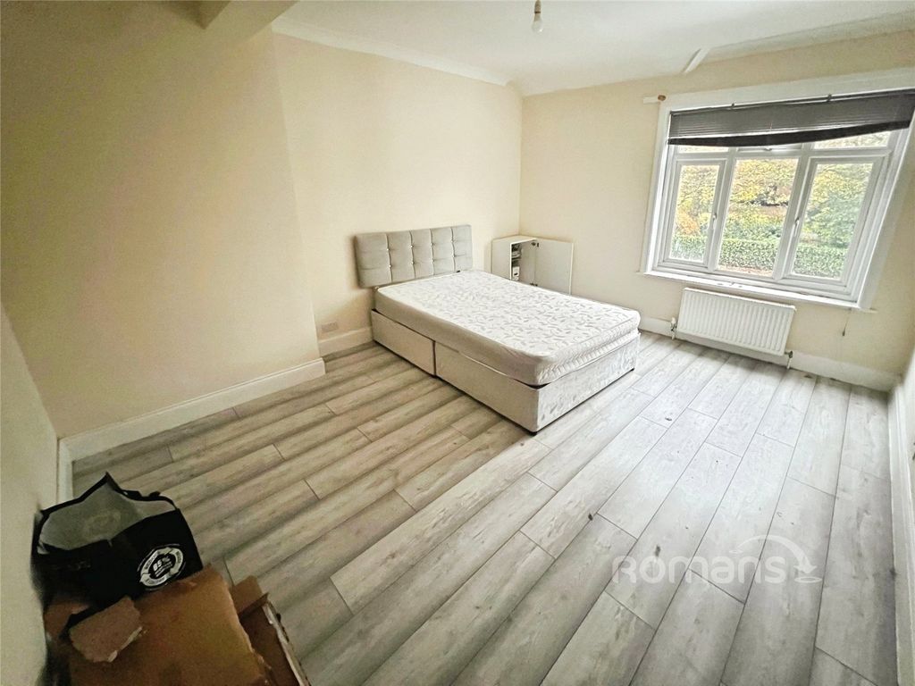 Property photo 2 of 6 Picture No. 04