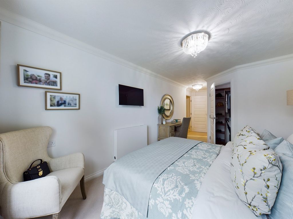 Additional image 7 of 2 bed flat for saleDovehouse Lodge, Hitchin SG5