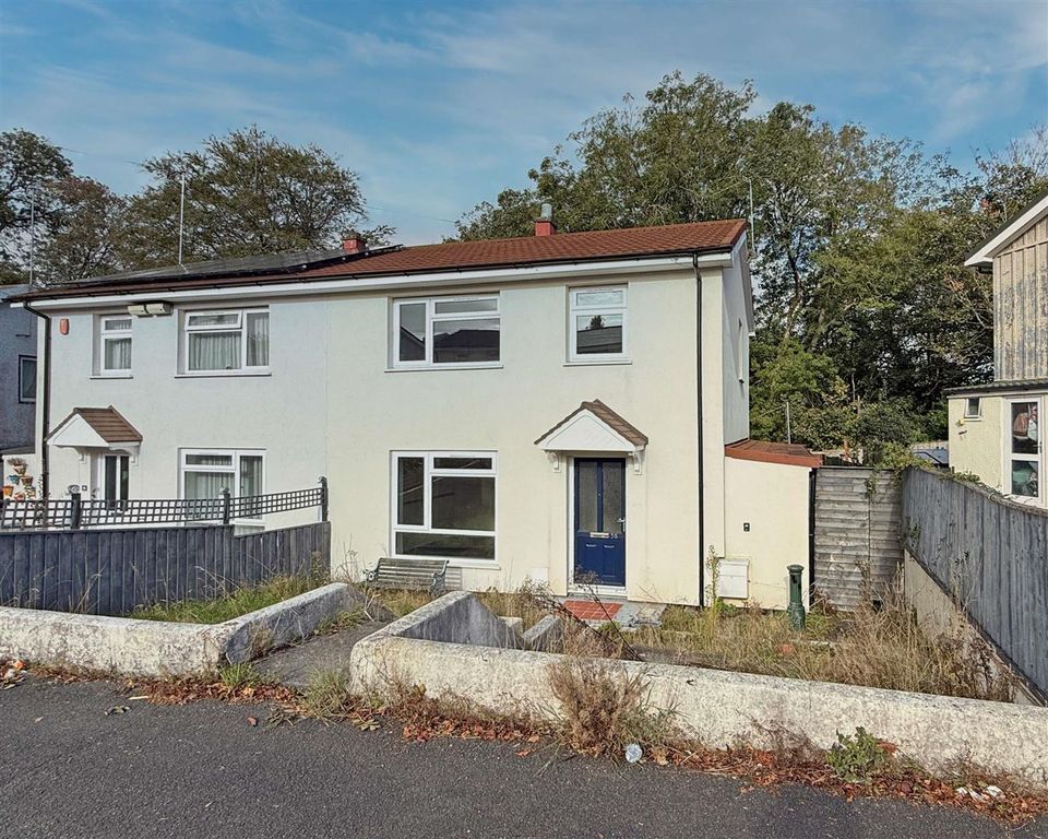 Property photo 1 of 11 Dryburgh Crescent 58 - Front.Jpg