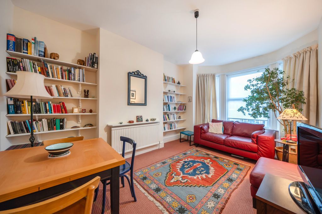 Property photo 1 of 9 1398155-14-696E51...