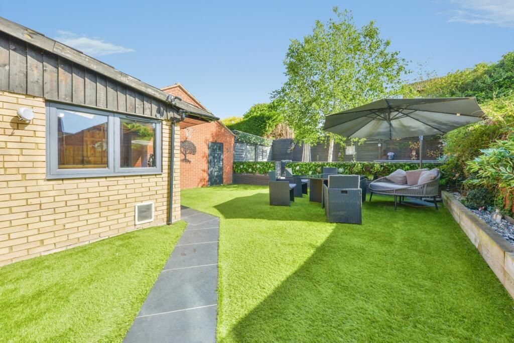 Property photo 3 of 22