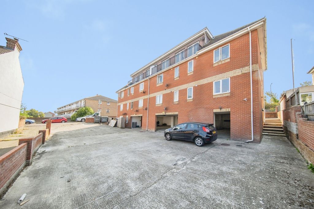 Property photo 2 of 8 Pbox-Img.Jpg