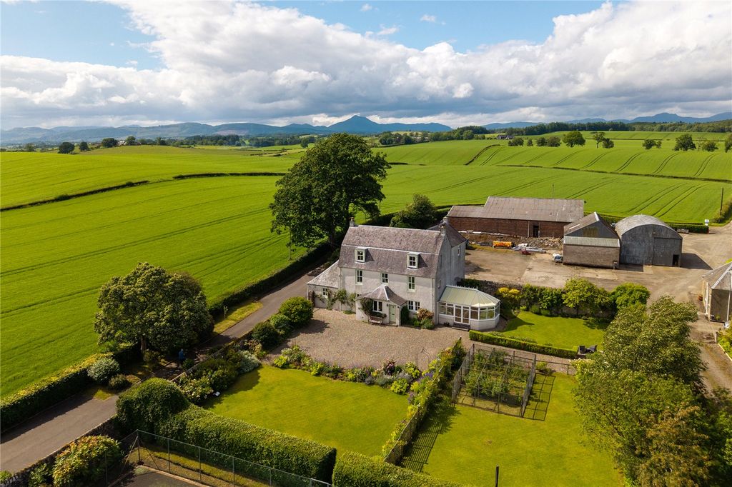 Property photo 2 of 23 Mackeanston House