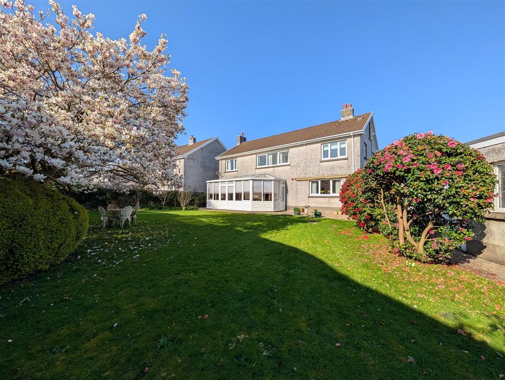 Property photo 1 of 39 1000151188.Jpg