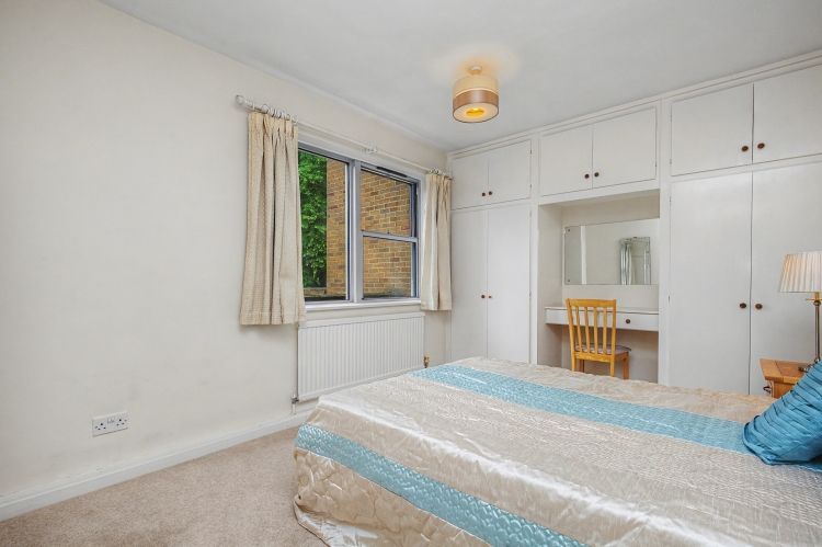 Property photo 3 of 10 330177