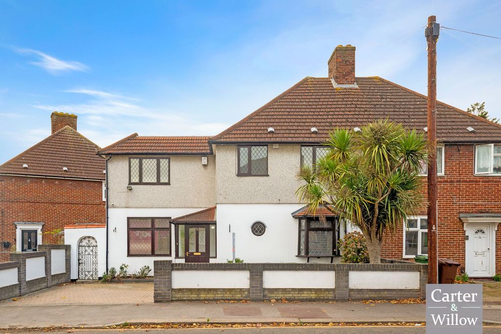 Property photo 1 of 23