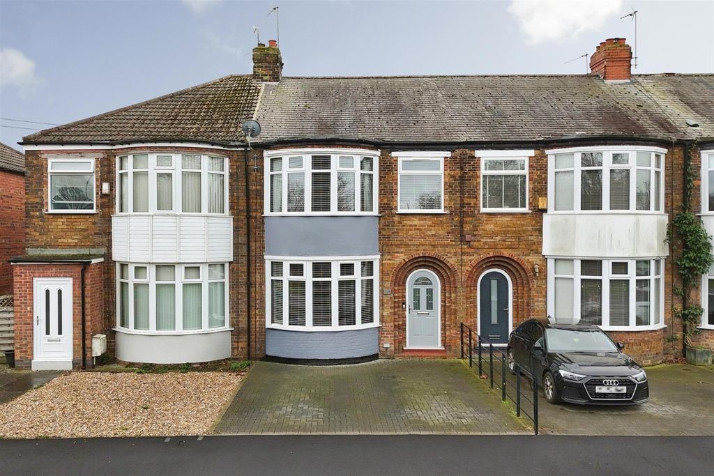 Property photo 1 of 15 Front External