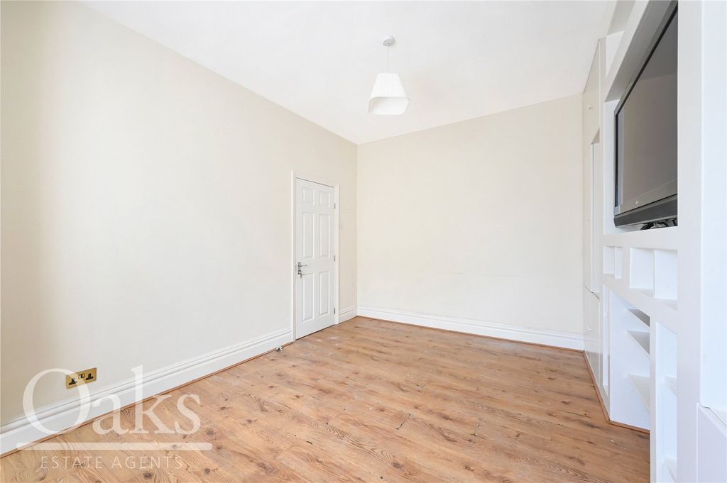 Property photo 2 of 12 Picture No. 09